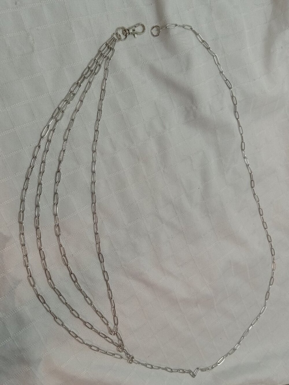 Pretty handmade belt with high quality chain in a silver color 38 inches